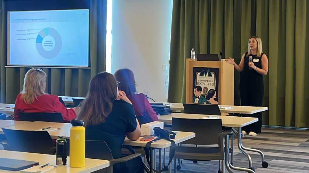 Lauren-Speaking-panel